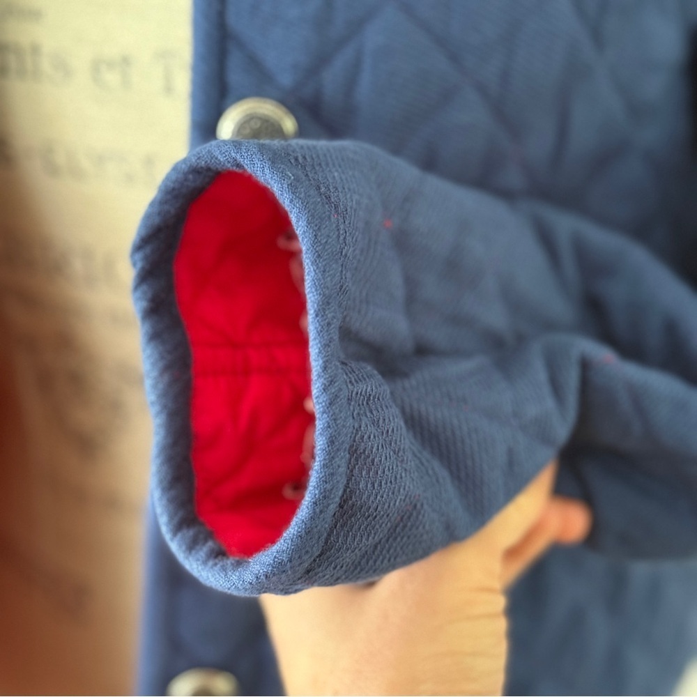 Vintage Women's Quilted Red reversible Jacket with Floral Design size medium - Picture 10 of 13
